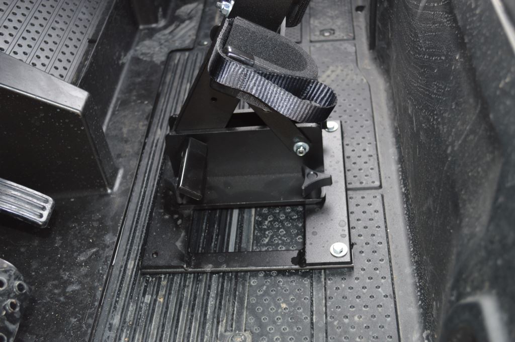 QuickDraw™ Quick Attach Adapter Plate - Honda Pioneer, Model QD800-QDP-HP